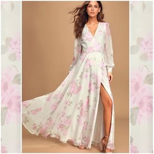 NWT Lulus My Whole Heart White Floral Print Long Sleeve Wrap Dress Size Medium